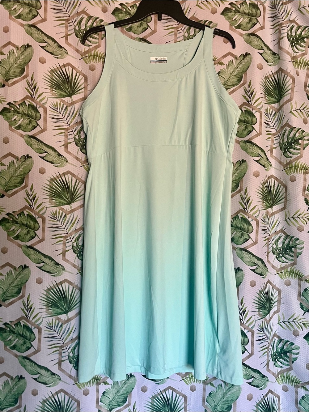 Columbia Mint Green Sleeveless Midi Dress